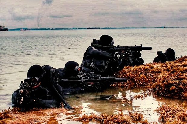 Dahsyat! Pasukan Katak Kopassus Menyelam Tanpa Alat Hampir 3 Menit di Kolam Terdalam se-Asia
