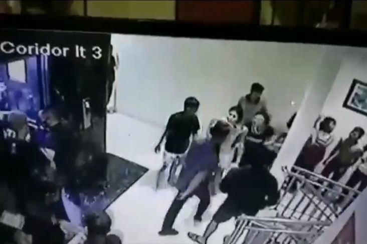 Sadis! Kurang Bayar Usai Setubuhi PSK di Hotel, Pemuda Pekanbaru Dihajar 9 Preman