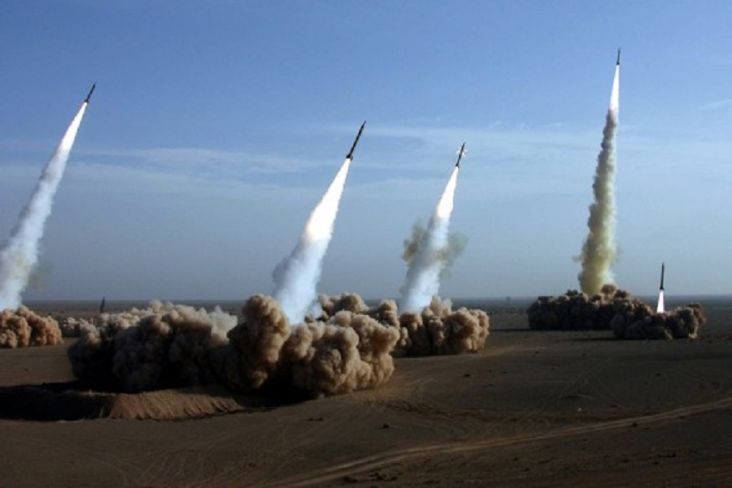 PM Bennett: Iran Sudah Kepung Israel dengan Rudal-rudalnya