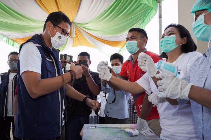 Apresiasi Capaian Vaksinasi di Manggarai Barat, Menparekraf: Ekonomi Bangkit