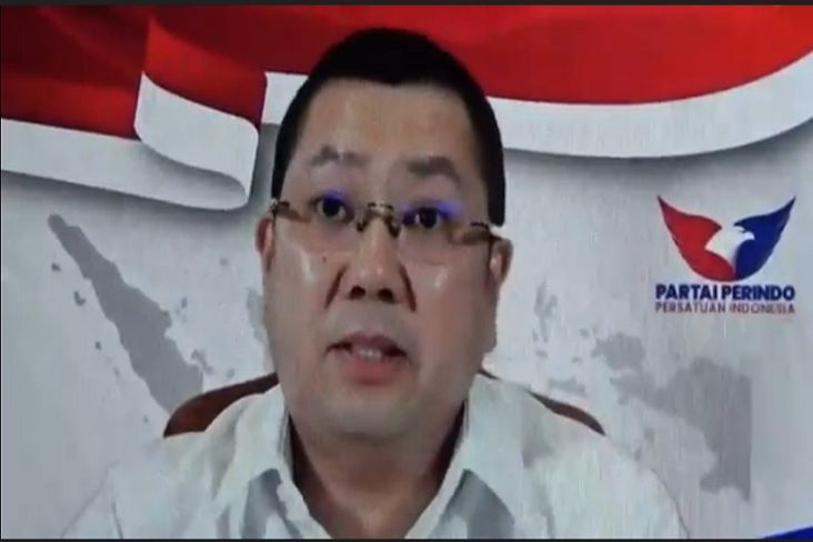 Buka Rakorwil DPW Partai Perindo Jatim, HT Bakar Semangat Lewat Pantun