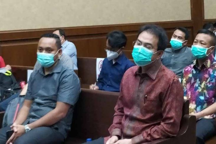 Didakwa Suap Mantan Penyidik KPK, Azis Syamsuddin Tak Ajukan Eksepsi
