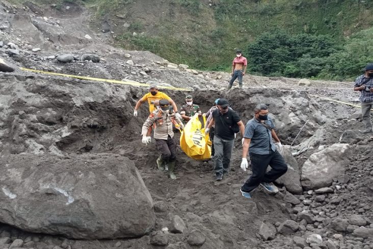 Korban Banjir Lahar Dingin di Kali Bebeng Magelang Ditemukan Tak Bernyawa