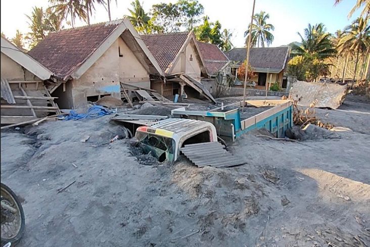Pagi Ini Evakuasi Korban Erupsi Semeru di Kampung Renteng Mulai Dilakukan