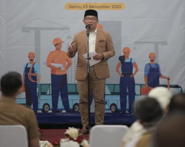 Ridwan Kamil Lepas Puluhan Transmigran Asal Jabar ke Aceh dan Kalteng
