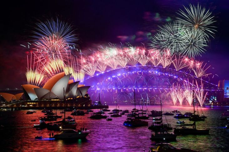 Sydney Memulai Perayaan Tahun Baru dengan Pesta Kembang Api Meriah
