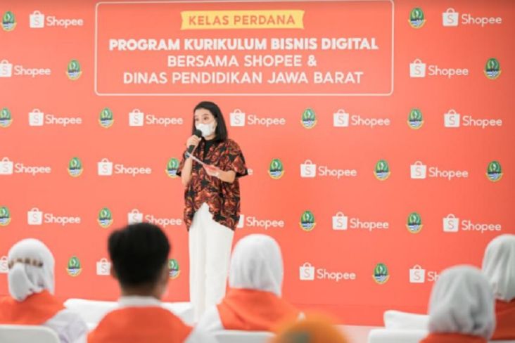 Kurikulum Bisnis Digital bersama Shopee, Ridwan Kamil Ingatkan Adaptasi Teknologi