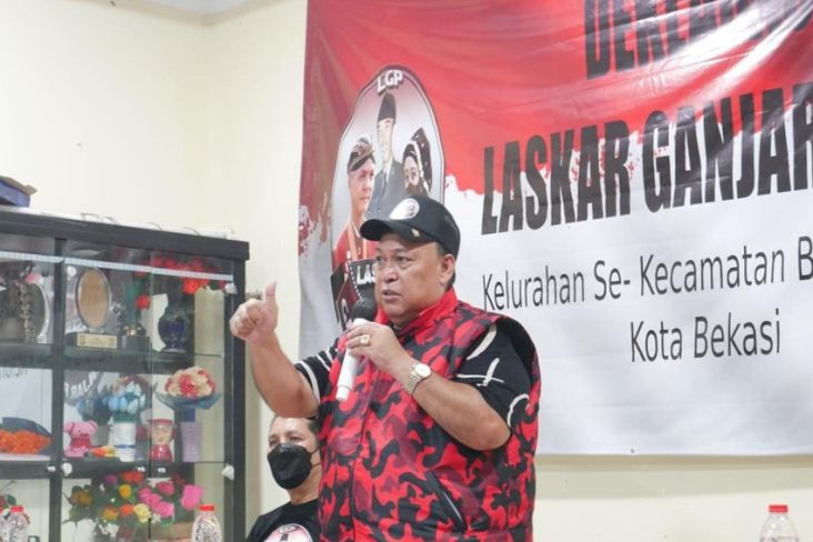 Laskar Ganjar-Puan Berikan Beasiswa Pendidikan untuk 22 Ketua RW di Bekasi