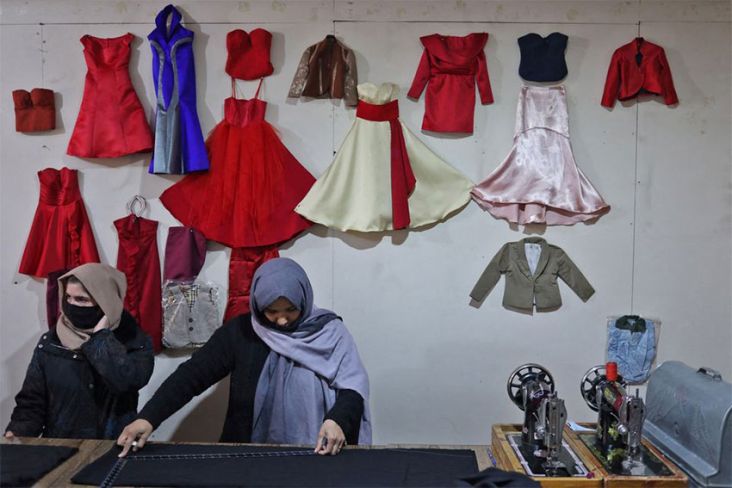 Ekonomi Hancur Lebur, Semakin Banyak Perempuan Afghanistan Kehilangan Pekerjaan