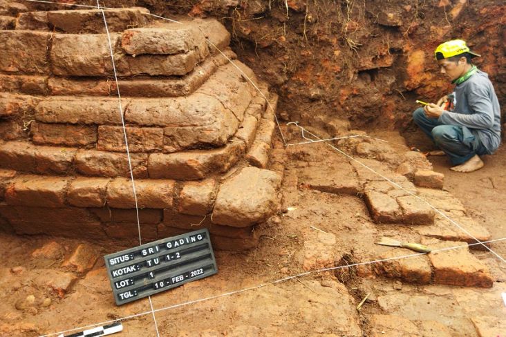 Candi Mataram Kuno Era Mpu Sindok Ditemukan di Malang, Ada Topeng Wajah Manusia dari Gerabah