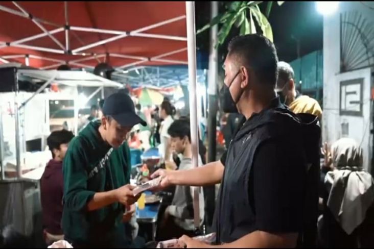 Kapolda Metro Jaya Giatkan Prokes di Sentral Kuliner Bulungan