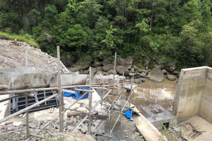 Sering Terdengar Dentuman Seperti Bom, Masyarakat Adat Somasi PLTMH Madong di Toraja Utara