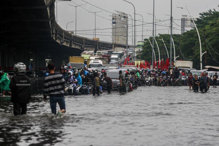Warga Pela Mampang Menang Gugatan Terhadap Pemprov DKI Terkait Pengendalian Banjir