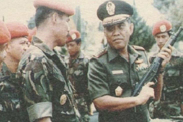Bisikan Prabowo ke Soeharto Buat Jenderal Kopassus Ini Terjungkal dari Istana