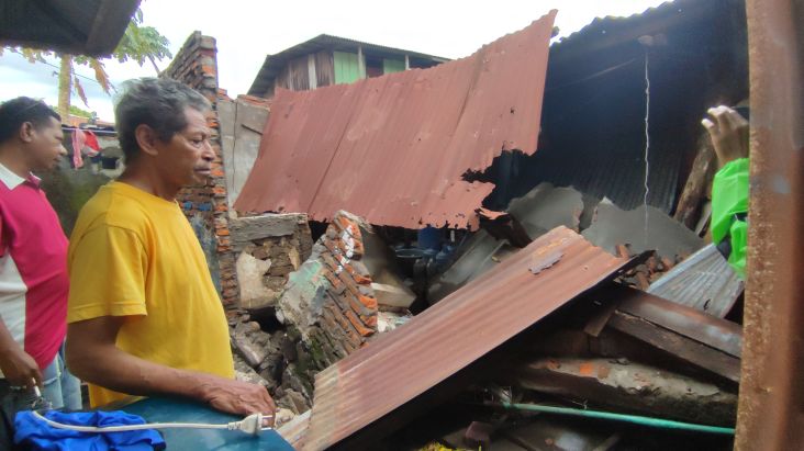 Rumah di Kabupaten Sikka Roboh Diterjang Hujan dan Angin Kencang