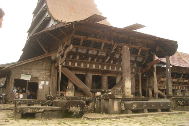Daftar Rumah Adat di Indonesia yang Tahan Gempa