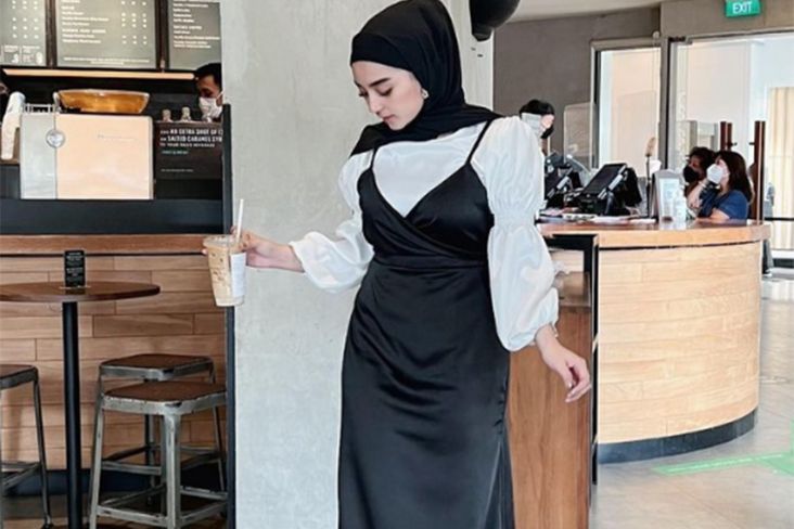 Dinan Fajrina Jawab Cibiran Netizen Tak Lagi Pakai Outfit Bermerek: Barang Branded Nggak Dibawa Mati