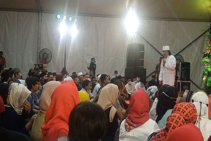 Cerita Cak Nun Diundang Megawati Isi Ceramah di Markas PDIP