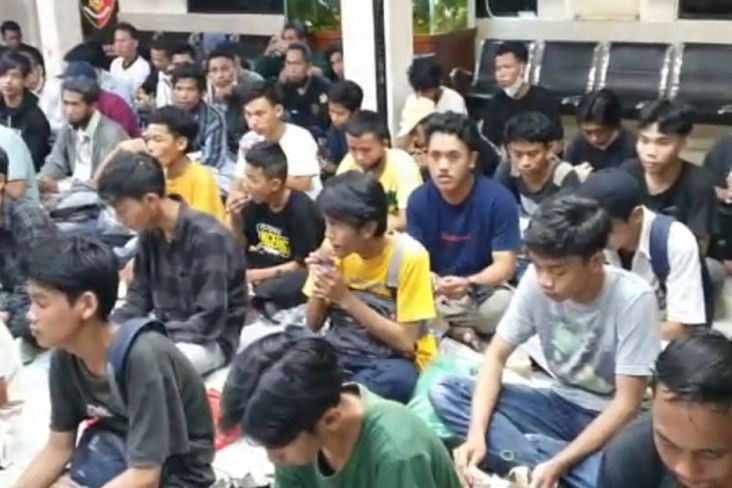Amankan Ratusan Pelajar di Jakbar, Polisi Pastikan Tak Ada yang Bawa Sajam