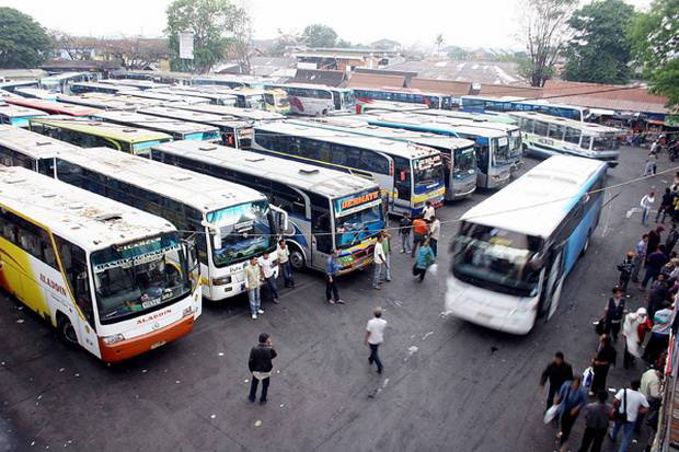 Masih Ditemukan Bus Tak Layak Angkut di Terminal Kampung Rambutan
