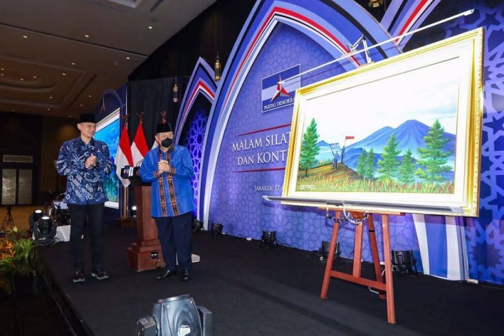 Makna Lukisan SBY, Kepentingan Bangsa dan Negara Harus Lebih Tinggi dari Partai