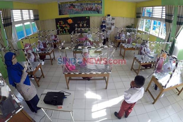 Dorong Kesetaraan Sekolah Negeri dan Swasta, DPRD DKI Bentuk Pansus Pendidikan