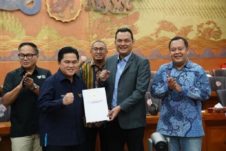 Andre Rosiade: Arahan Prabowo, Fraksi Gerindra Dukung Selamatkan Garuda