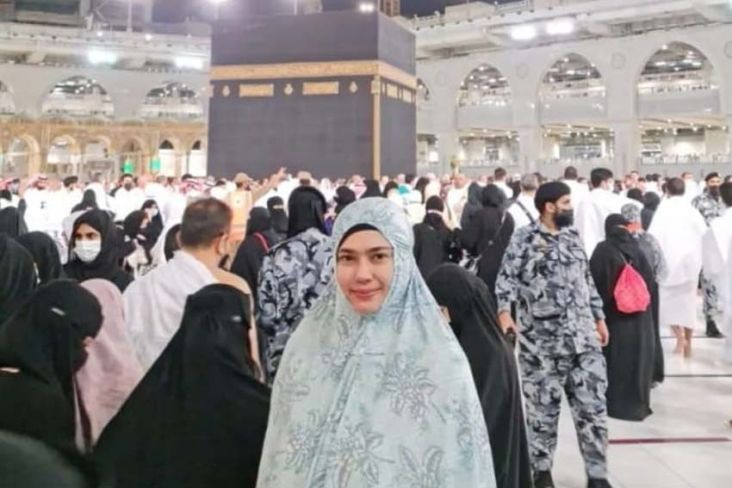 Catherine Wilson Wujudkan Impian Umrah di Bulan Ramadhan: Benar-Benar Nikmat