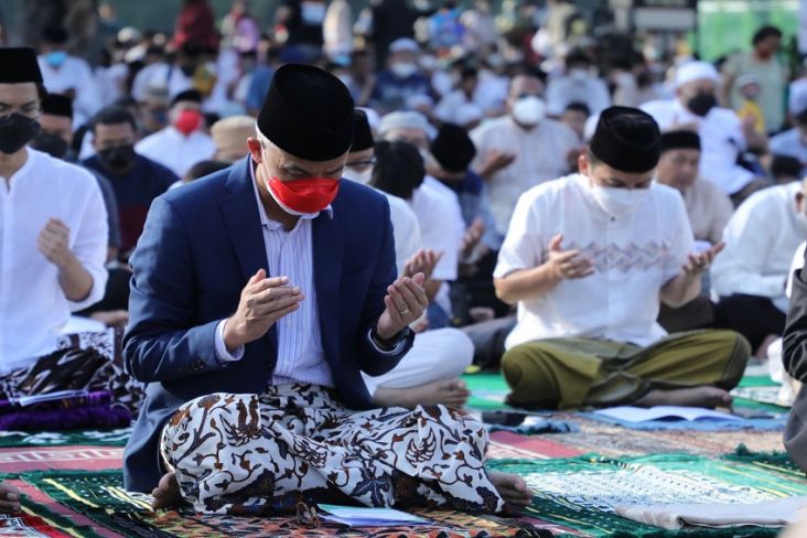 Salat Idul Fitri di Simpang Lima Semarang, Ganjar: Antusias Masyarakat Luar Biasa