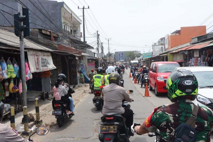 H+3 Lebaran, Lalu Lintas di Sekitar Lokasi Wisata Kabupaten Tangerang Padat Merayap