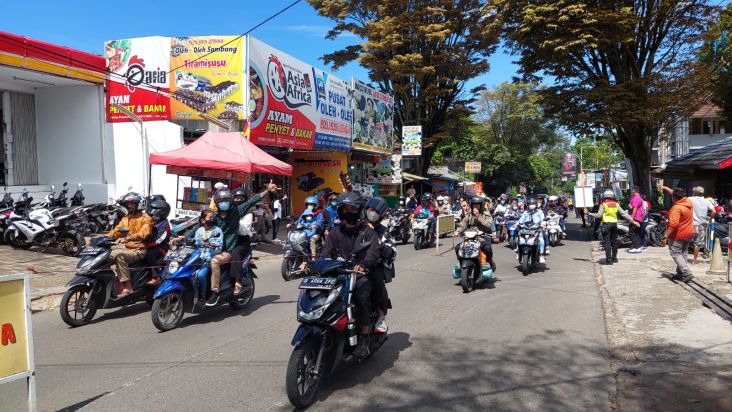 32 Ribu Kendaraan Wisatawan Masuk ke Lembang sejak Lebaran Hari Pertama