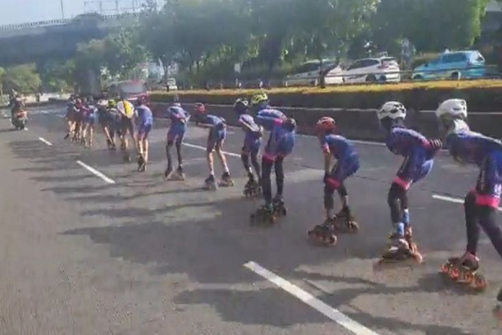 Wagub DKI ke Pemain Sepatu Roda di Jalan Raya: Arogansi Merugikan Diri dan Banyak Orang