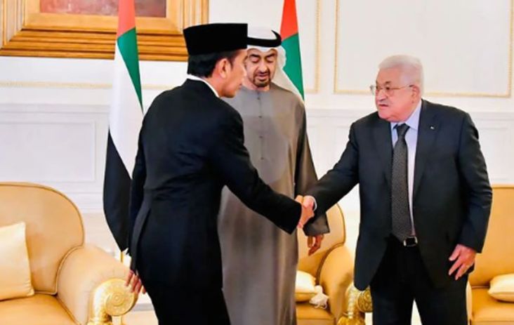 Takziyah di Abu Dhabi, Jokowi Bertemu Presiden Palestina