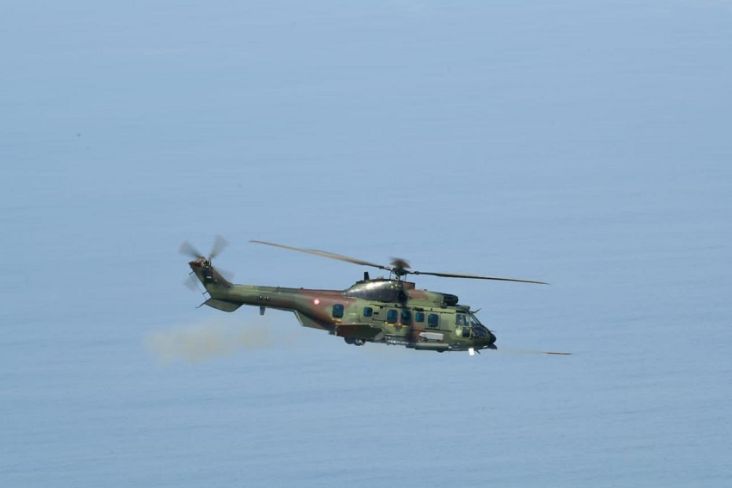 Helikopter C-725 Caracal TNI AU Tembakkan Roket di Cianjur, Ada Apa?