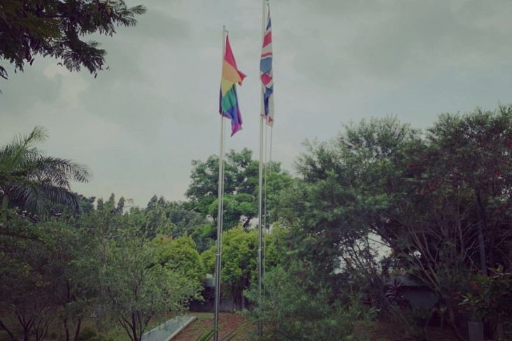 Kibarkan Bendera LGBT, Pihak Kedubes Inggris Akui Hanya Sehari