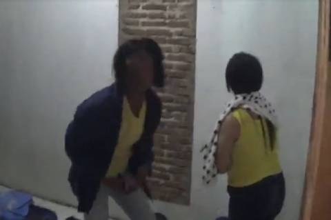 Tepergok Selingkuh dengan Pramugari di Hotel, Oknum Pilot Dilaporkan Istri ke Polisi