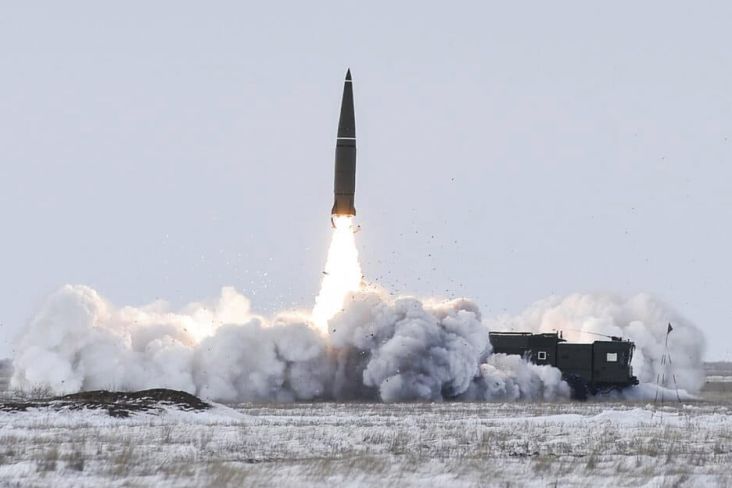 Senator AS Minta NATO Persiapkan Respons Menghancurkan Jika Rusia Gunakan Nuklir