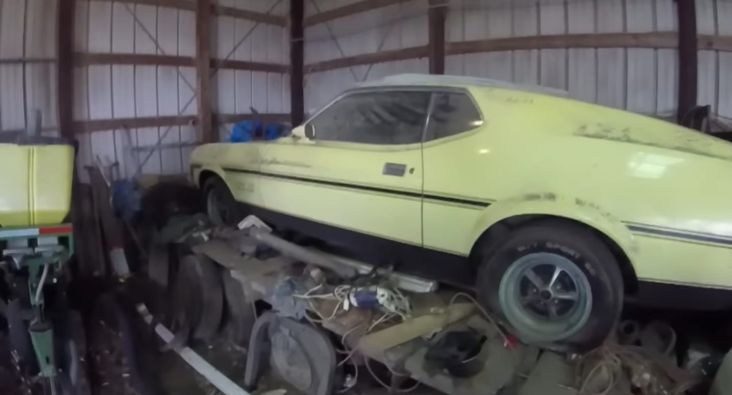 Jadi Mobil Paling Diburu Kolektor, Mustang Boss 351 Ditemukan dalam Gudang