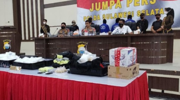 Terdakwa Pengedar Narkoba di Makassar Divonis Hukuman Mati