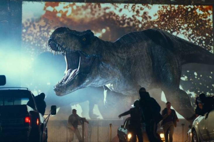 Aktor Sam Neill Ungkap Perbedaan Film Jurassic Park dan Jurassic World
