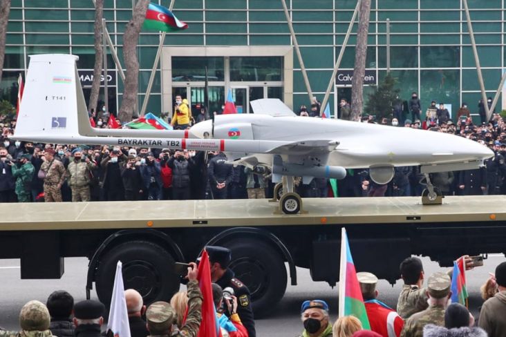 Turki Pamer Kemampuan Drone Tempur di Azerbaijan Air Show