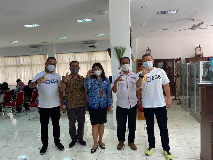 ESB-Pemerintah Daerah Majukan Digitalisasi UMKM Sektor Kuliner di Indonesia
