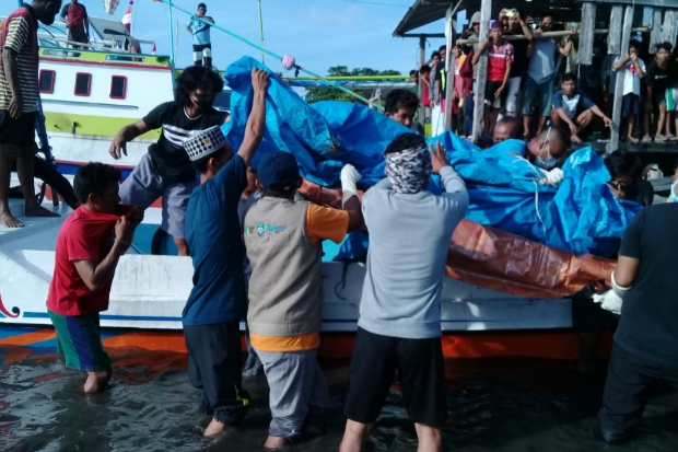 Nelayan Temukan Satu Jenazah Korban KM Ladang Pertiwi