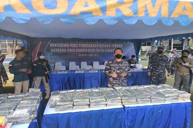 TNI AL Musnahkan Kokain Rp1,25 Triliun yang Mengapung di Selat Sunda