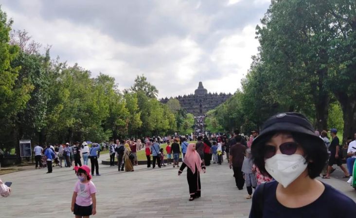 Luhut Siapkan Tarif Baru untuk Borobudur, Wisatawan Domestik Dikenai Tiket Rp750.000