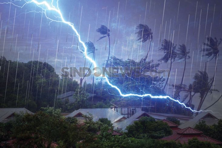 Prakiraan Cuaca Jakarta Hari Ini: Waspada Hujan Disertai Petir dan Angin Kencang