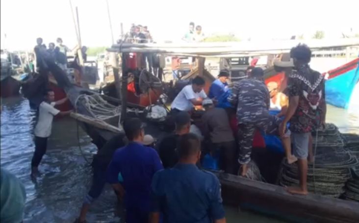 2 Nelayan yang Hilang usai KM Azmi Ditabrak Kapal Super Kargo di Pantai Cermin Ditemukan Tewas