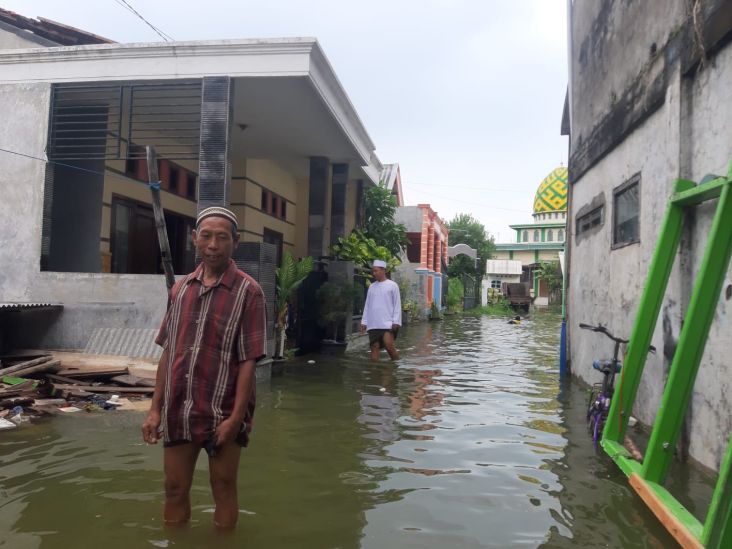 Banjir Rob di Gresik Makin Meluas, 5 Kecamatan Mulai Terendam