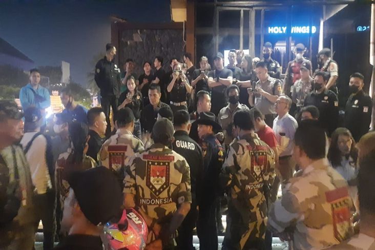 Menyusul di Jakarta, Holywings Manado juga Digeruduk Anggota Ormas Adat LMI