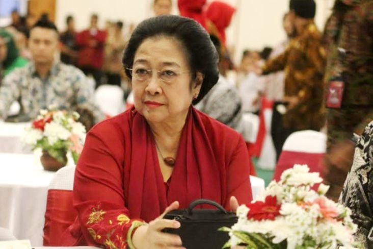 Perayaan Bulan Bung Karno 2022, Megawati Dapat Kado dari Ki Warseno Slank